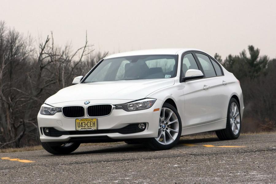  BMW 320i 2014 года  (фото 1 из 17)